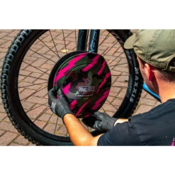 Muc-Off Bremsscheiben-Schutz Camo 11 Muc-Off Bremsscheiben-Schutz Camo -Bosch Store muc off bremsscheiben schutz camo6