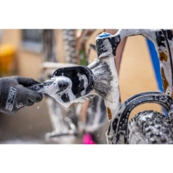 Muc-Off Soft Washing Brush 11 Muc-Off Soft Washing Brush -Bosch Store muc off soft washing brush6